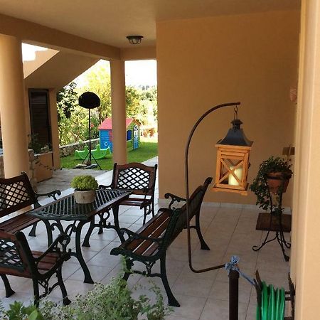 Menegata Garden Home 阿尔戈斯托利翁 外观 照片